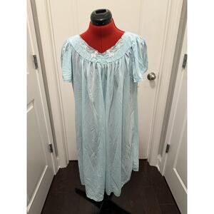Miss Elaine Classics Blue Nylon Nightgown Embroidered Yoke Short Sleeve M